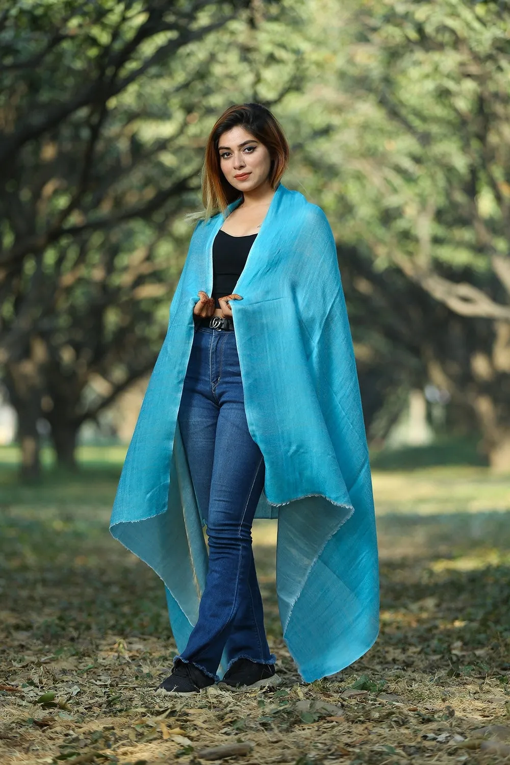 BLUE COLOUR FINE WOOL SHAWL DEFINES FEMINISM AND ENHANCES SOPHISTICATION