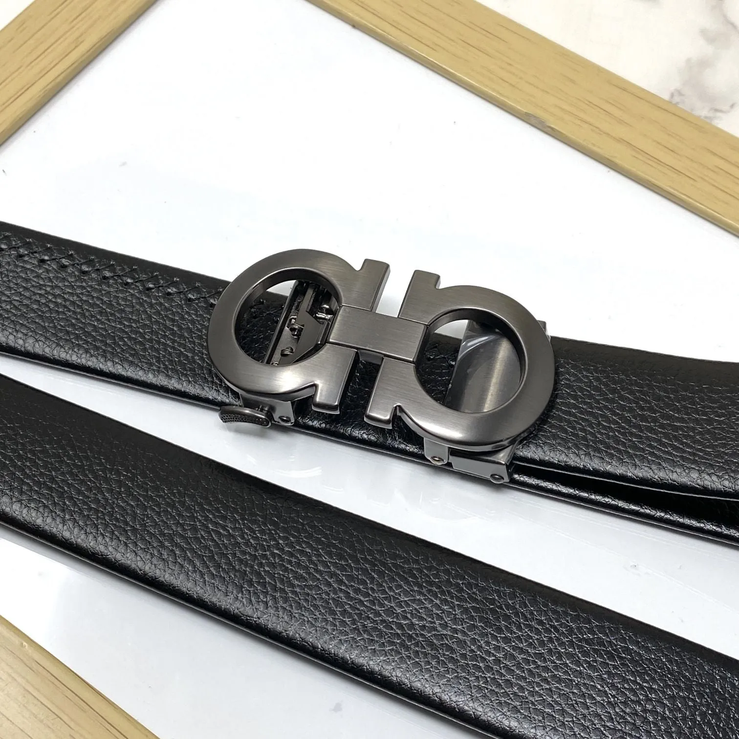 Classy Auto-Lock Formal and Casual Belt-JonasParamount