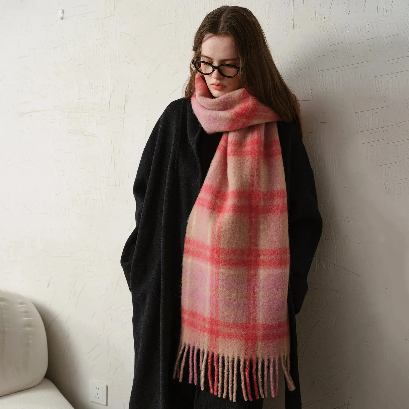 Design Wool Scarf Women Winter Elegant Minimalist Thickened Pink Plaid Scarf