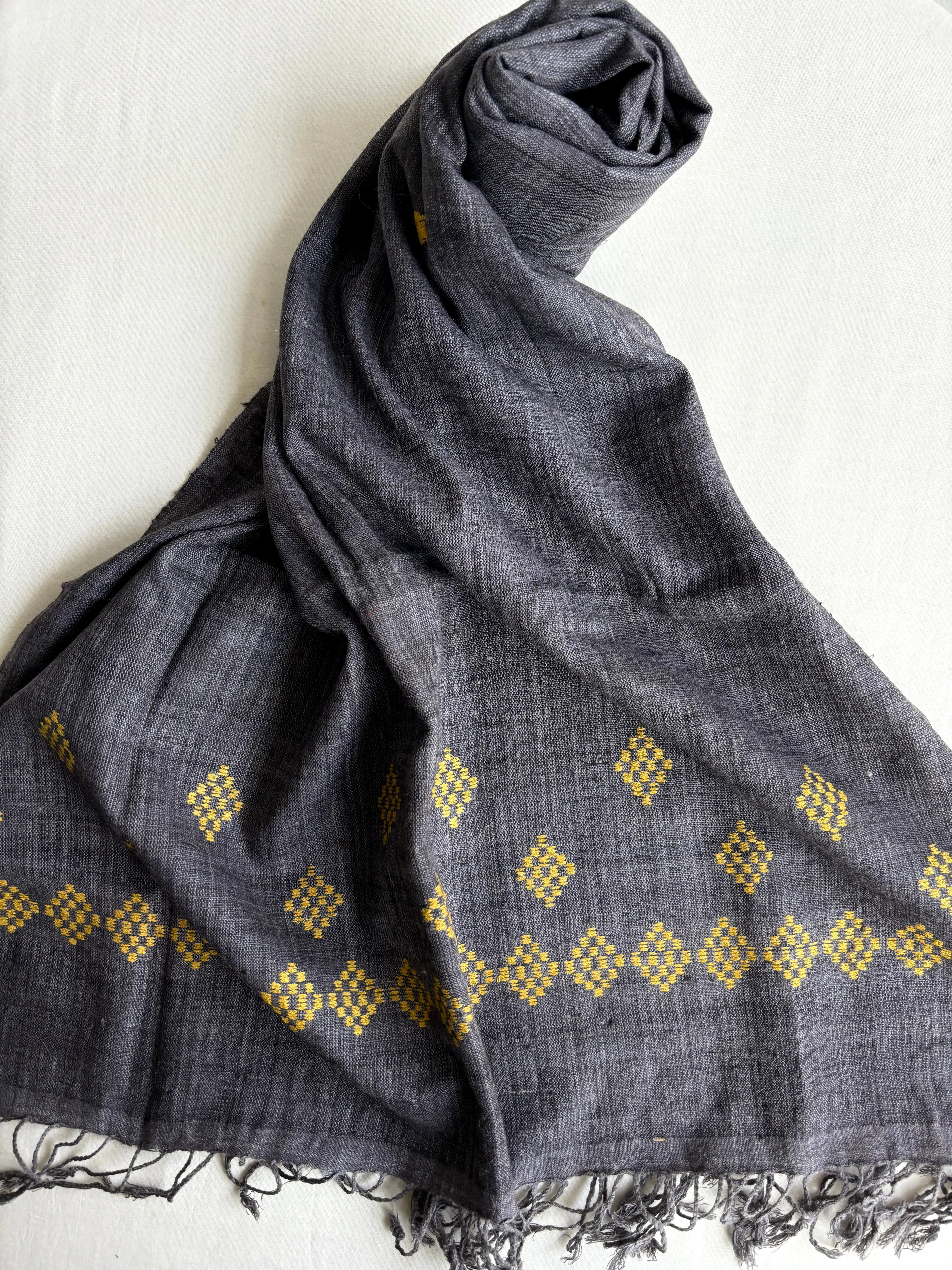 Grey Ahimsa Silk Stole with Diamond Motifs | Natural Dyes