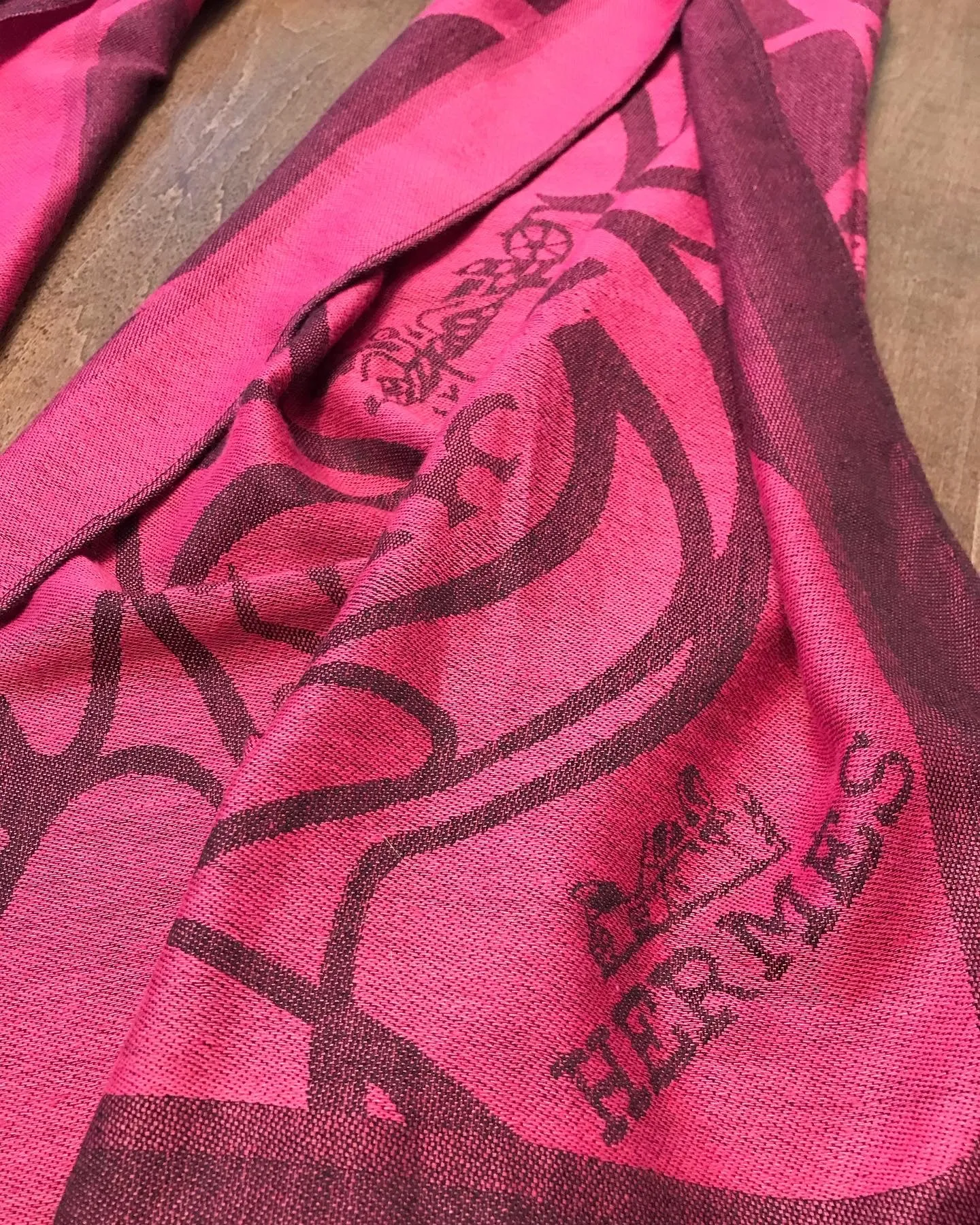 HERMÈS Vintage Cashmere Scarf