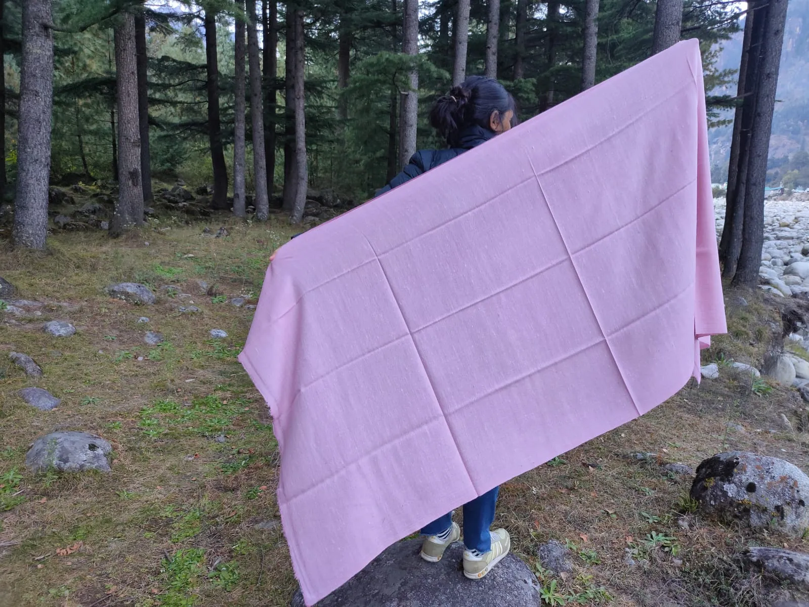 Light pink wool scarf