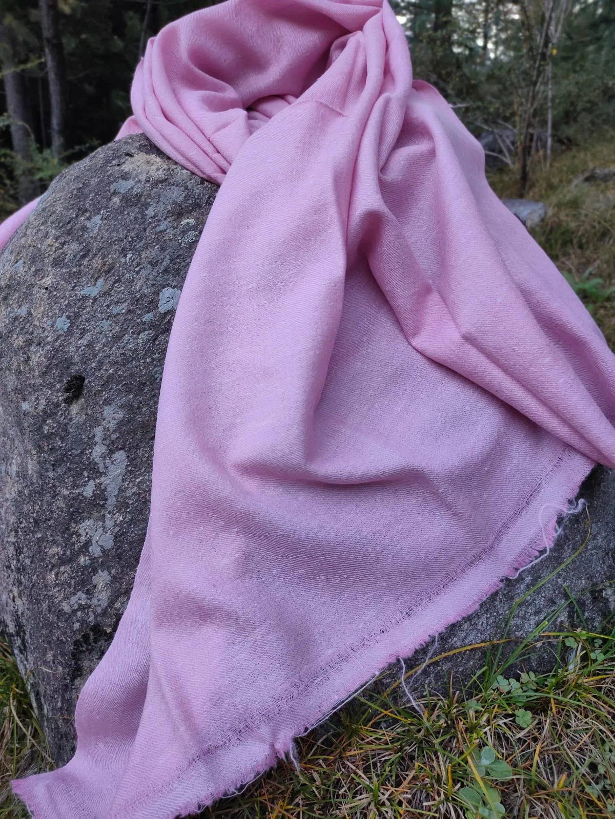 Light pink wool scarf