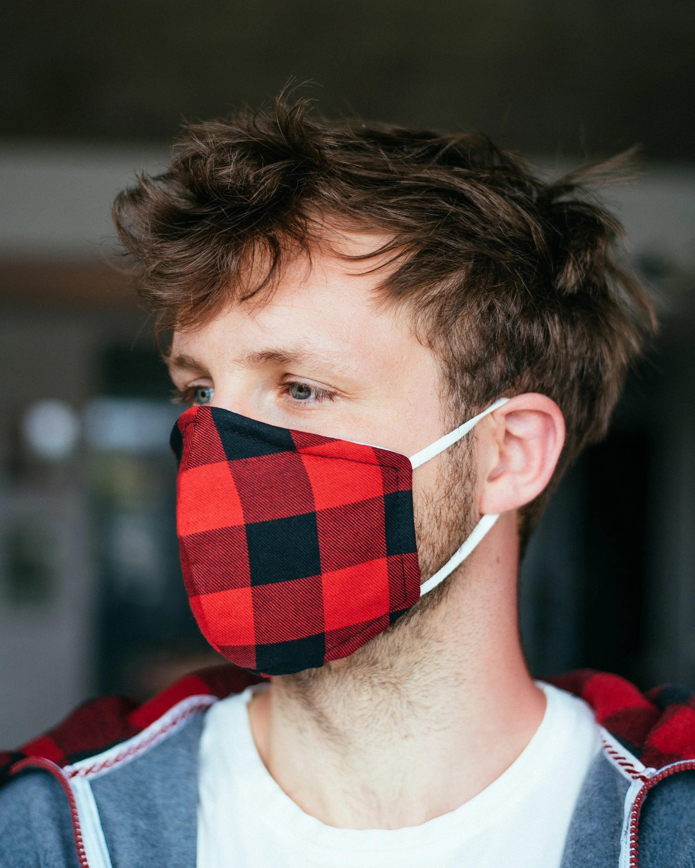 POOK MASK ( Red/Black Plaid)